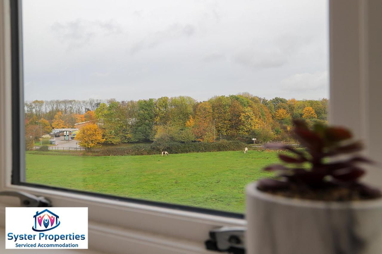 Syster Properties Serviced Accommodation Leicester 5 Bedroom House Glen View Exterior photo