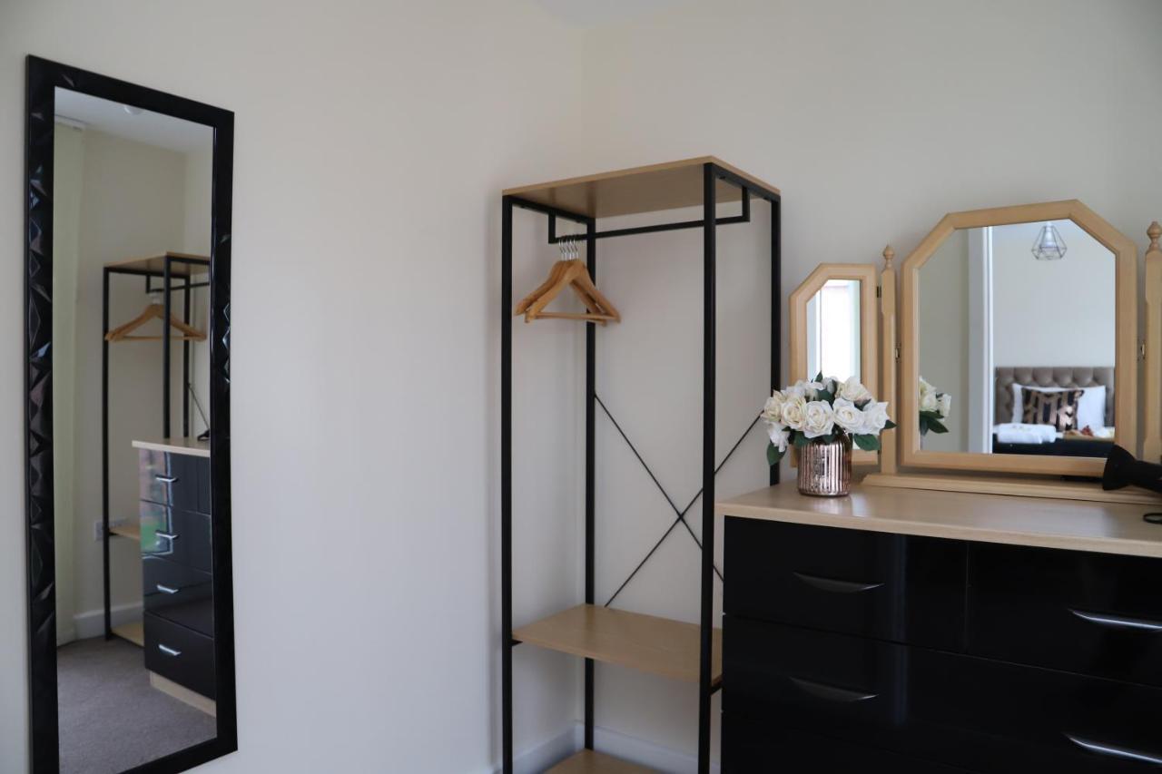Syster Properties Serviced Accommodation Leicester 5 Bedroom House Glen View Exterior photo